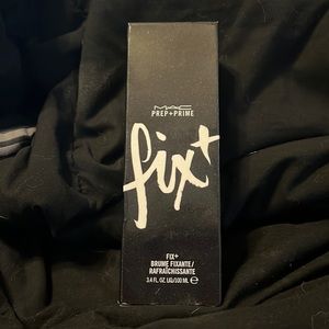 MAC Cosmetics Fix + Prep and Prime spray